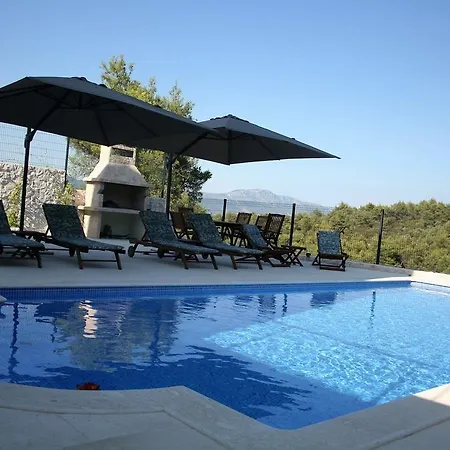 My Place Ciovo Holiday House Апартаменты *